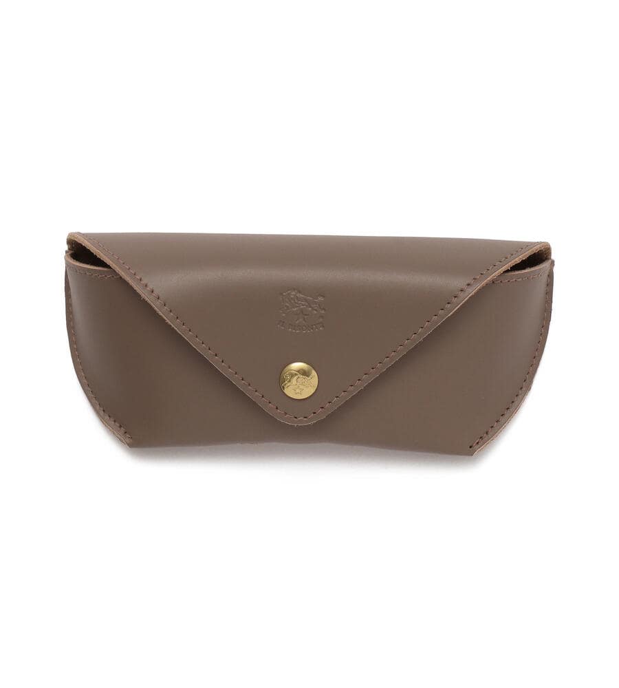 未使用保存袋付イルビゾンテ　レザーグラスケース メガネケース　ブラック IL BISONTE イルビゾンテ メガネケース レザーフラップ眼鏡